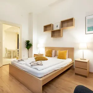 A4-6 Aulich Apartamento